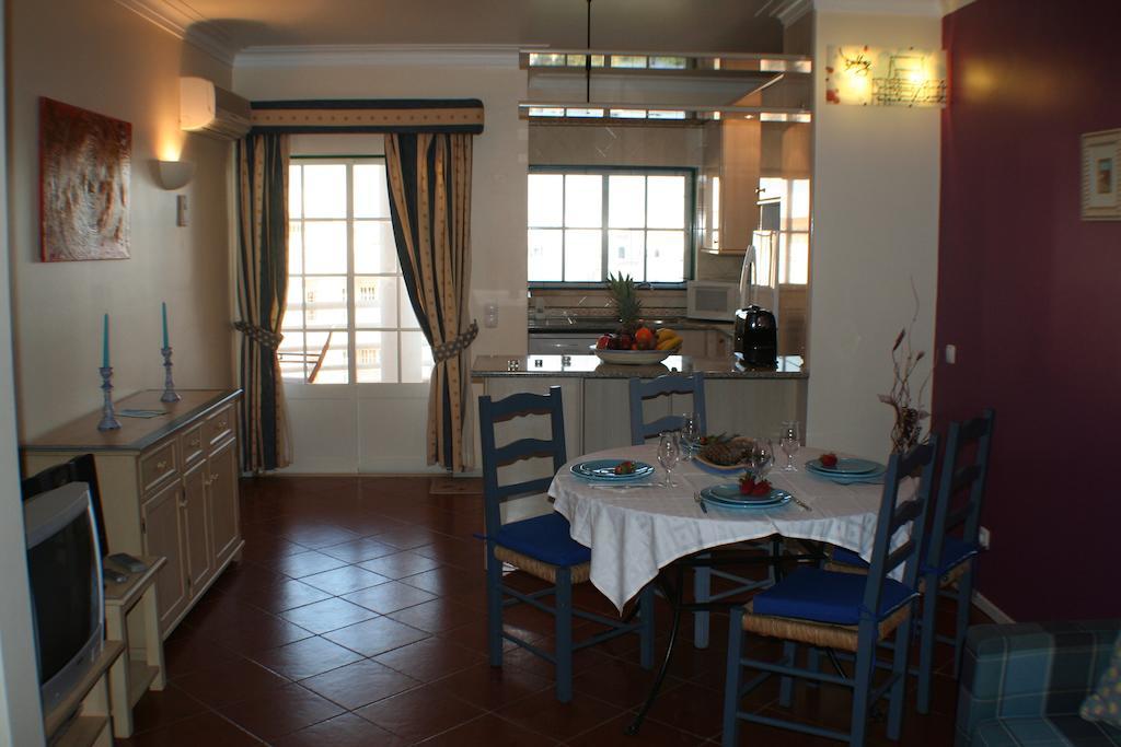 Estrela Do Vau Mariosilvat Apartment Portimao Room photo